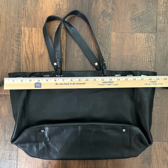 SALVATORE FERRAGAMO black leather tote, made in Italy - Picture 13 of 15